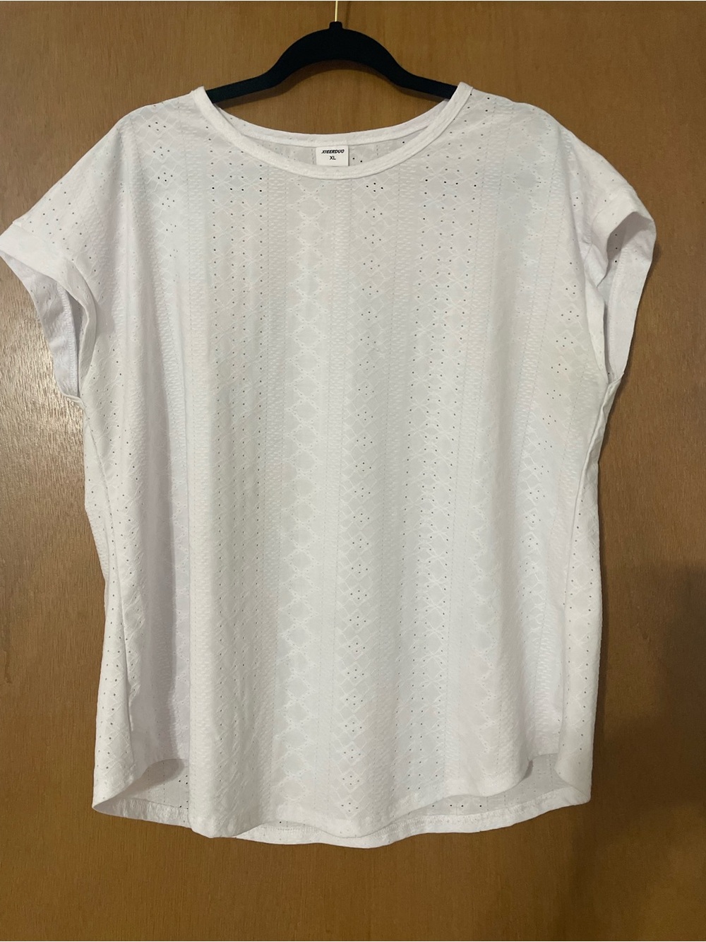 Women’s White Eyelet Short Sleeve Top